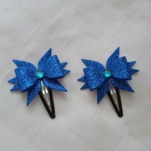 Glittery blue bows